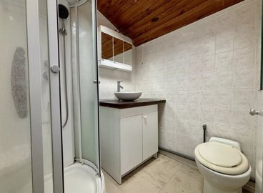 5fc8a8fde742957cc4b1def24250c5095498151110388