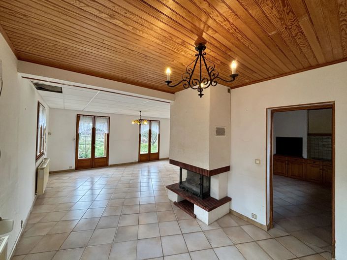 Image No.9-4 Bed House for sale