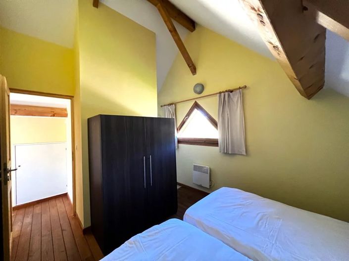 Image No.7-3 Bed House for sale