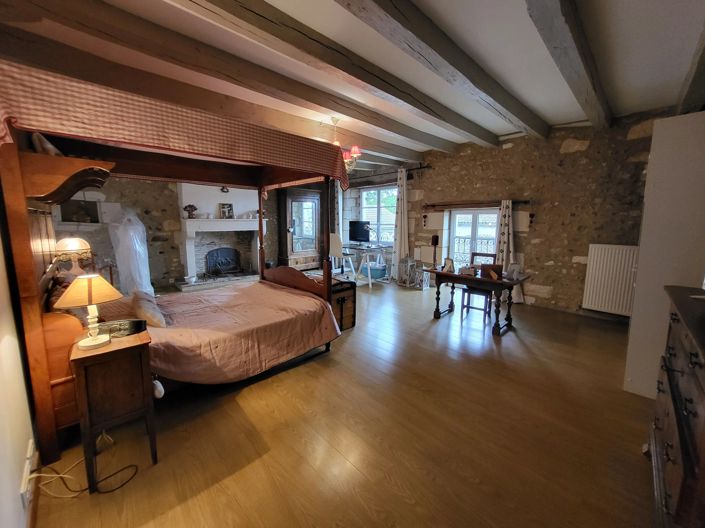 Image No.14-4 Bed House for sale