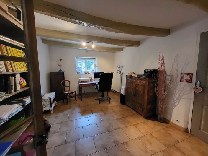 Image No.6-4 Bed House for sale