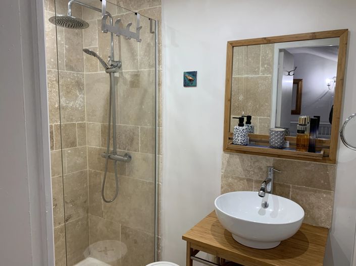 Image No.10-3 Bed House for sale