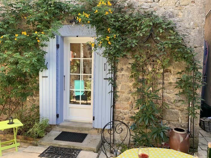 Image No.11-3 Bed House for sale