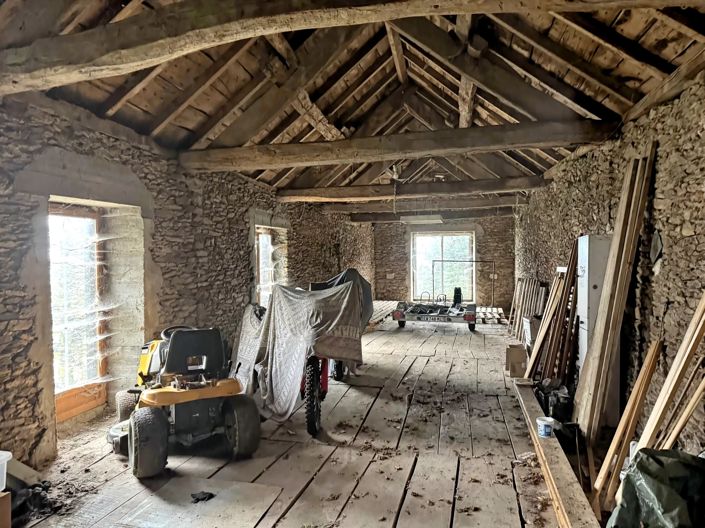 Image No.12-4 Bed House for sale