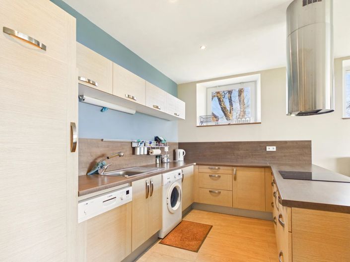 Image No.15-4 Bed House for sale