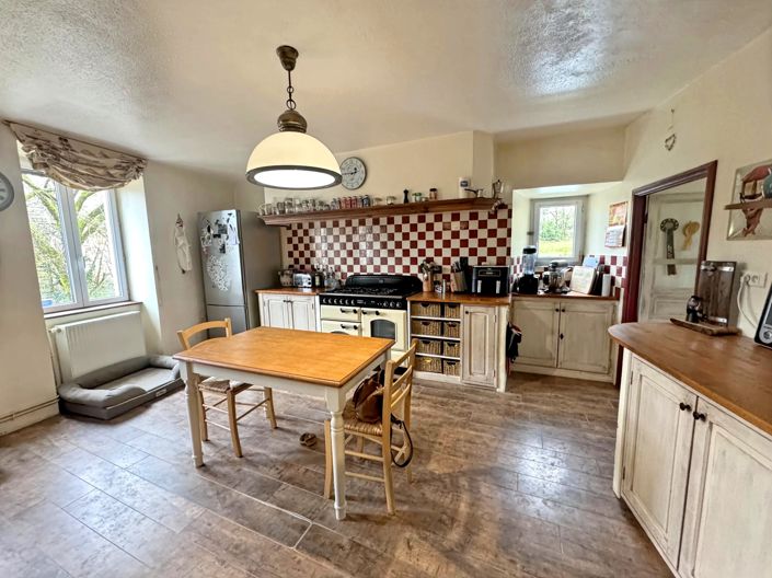 Image No.4-4 Bed House for sale