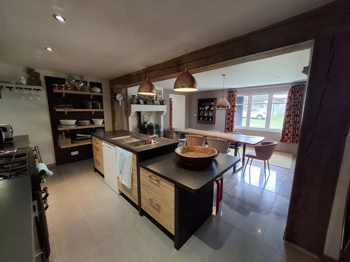 Image No.4-6 Bed Village House for sale