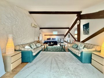 984ad53fd1ea3ec132a4a9f3e53c965c5773427ac4391