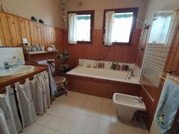 2b62a45eb8e8ed23584527f5f6bad4d93b77bd66f0326