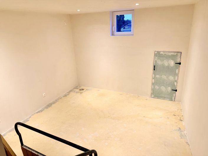 Image No.12-3 Bed House for sale