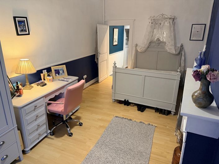 Image No.6-3 Bed House for sale