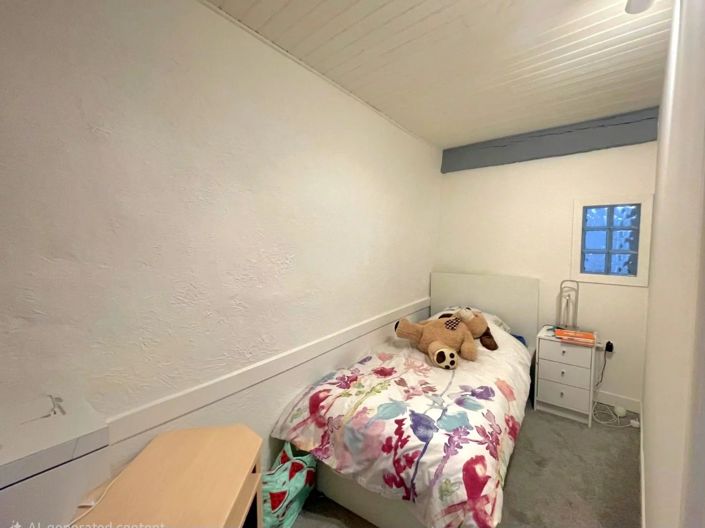 Image No.12-3 Bed Village House for sale