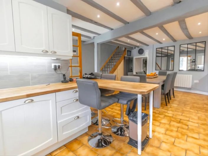 Image No.4-3 Bed Village House for sale