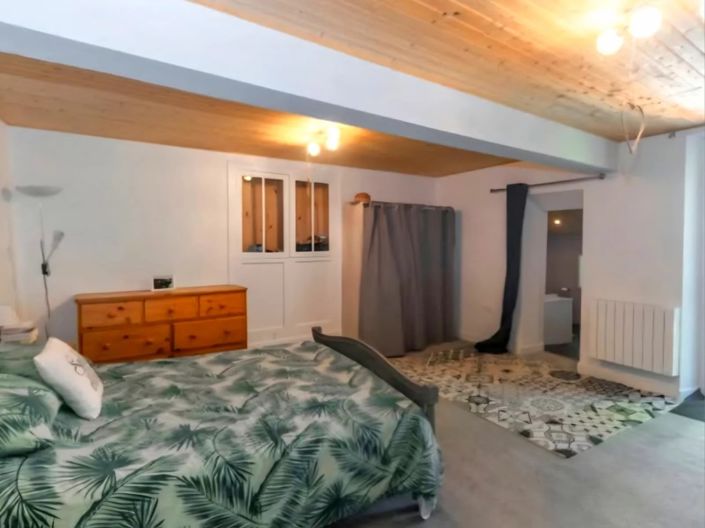 Image No.6-3 Bed Village House for sale