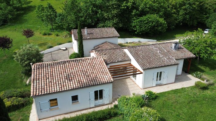 Image No.2-4 Bed House for sale