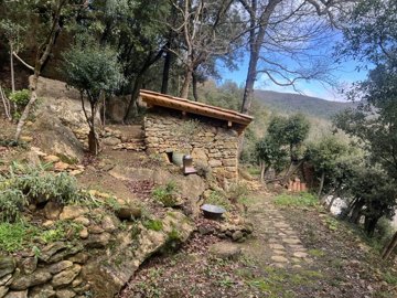 0ea59232f39644ce9932102acbaa2aec6dc94db1d6403