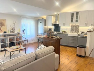 be3a7a23d70e41210ebd8569e99457ea2a3e2d1b2d403