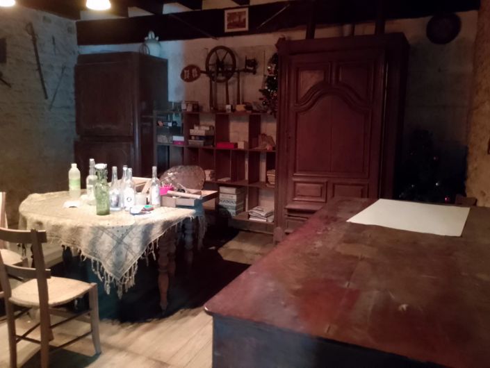 Image No.9-5 Bed House for sale