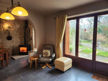 bac5180321c61325aa4e42832e32a194525adbef6d400