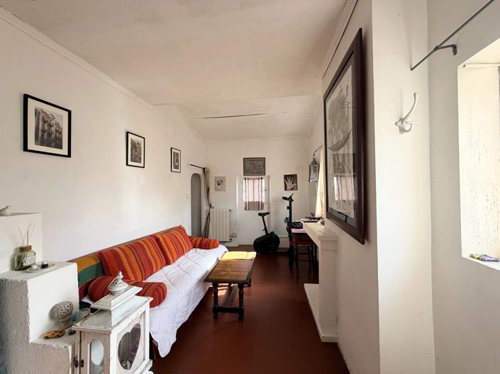 Image No.13-2 Bed Property for sale