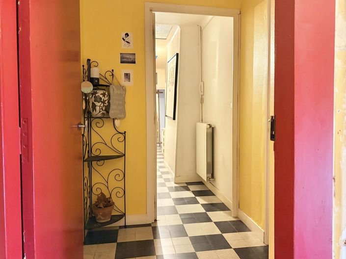 Image No.6-2 Bed Property for sale