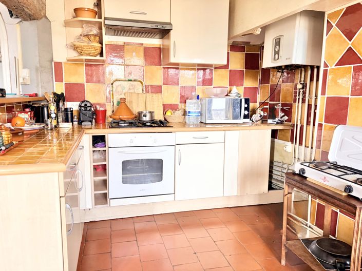 Image No.9-2 Bed Property for sale