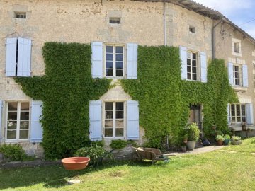 2b105b7c646085c2529c9f1a1bef7ba2e8c8c357e6403