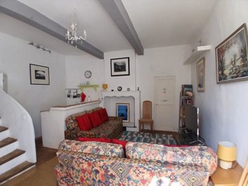 ec140e93c83db69780f8169d813155976b50d3c92d257