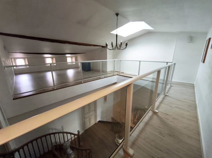 Image No.14-7 Bed House for sale