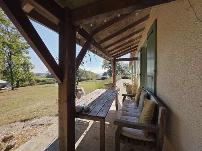 Image No.11-3 Bed House for sale