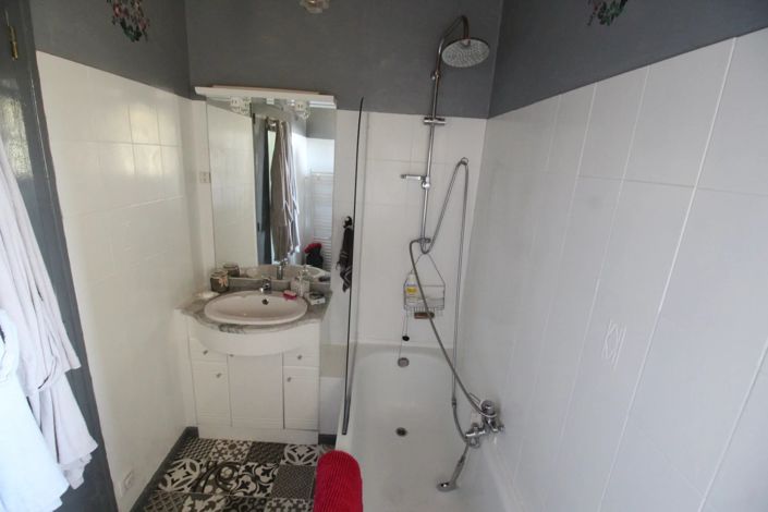 Image No.10-3 Bed Village House for sale