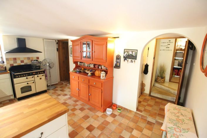 Image No.4-3 Bed Village House for sale