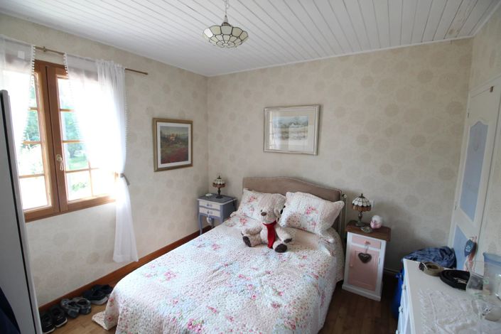 Image No.9-3 Bed Village House for sale