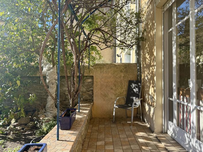 Image No.12-5 Bed House for sale