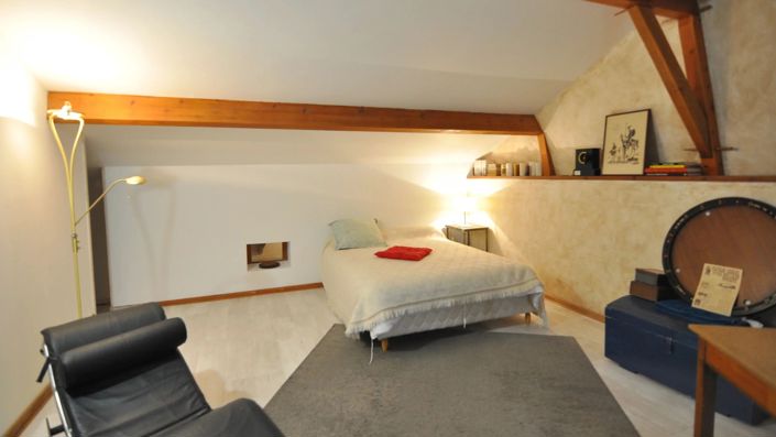 Image No.12-5 Bed House for sale