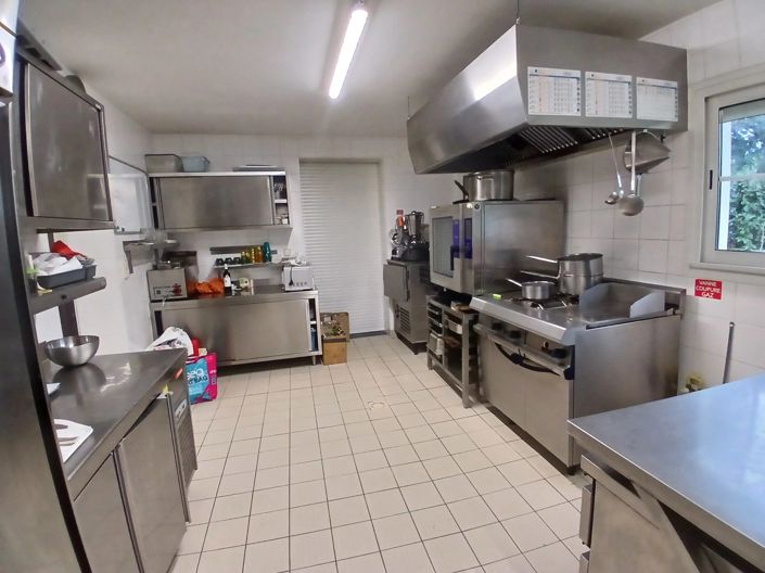 Image No.8-Maison de 25 chambres à vendre à Cognac