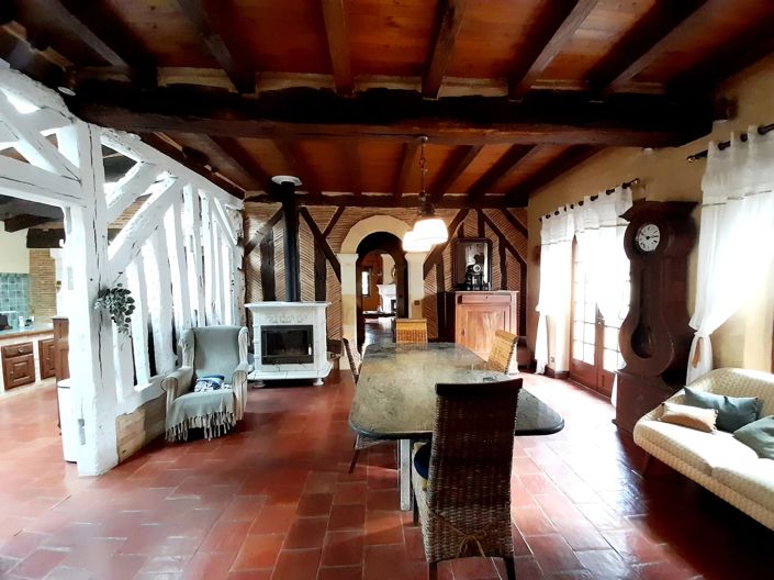 Image No.4-6 Bed Farmhouse for sale