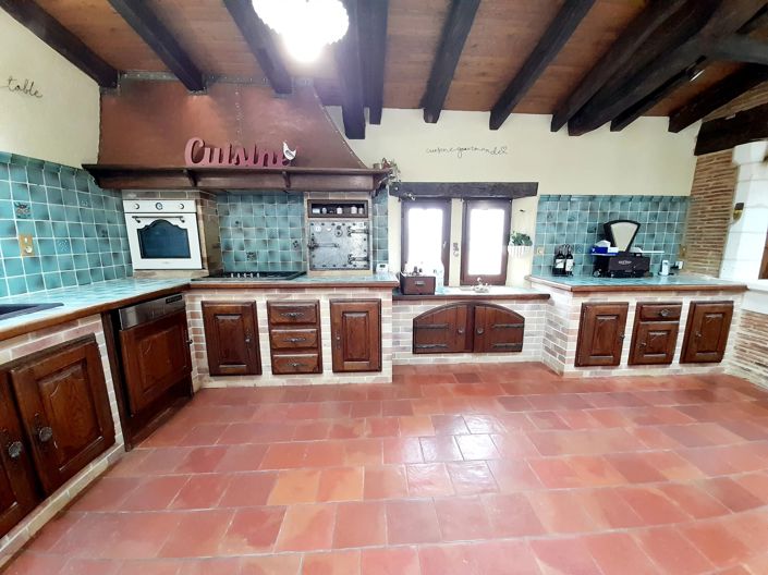 Image No.5-6 Bed Farmhouse for sale
