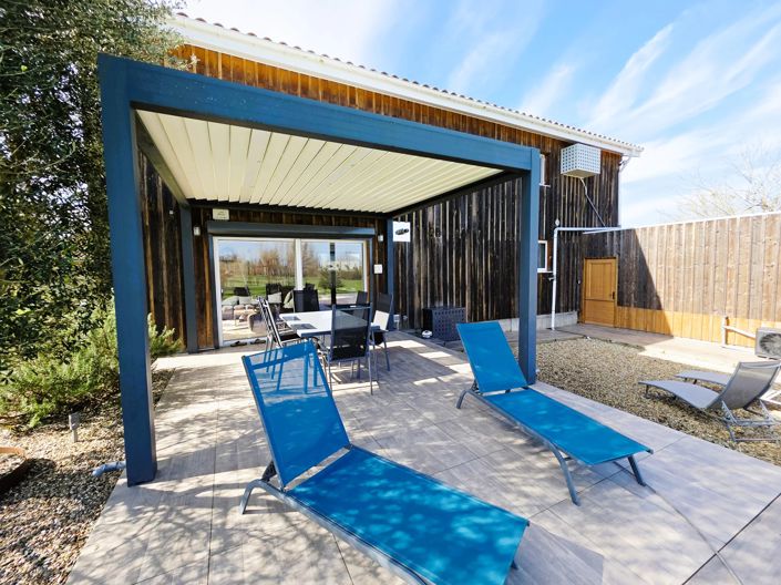 Image No.10-3 Bed House for sale