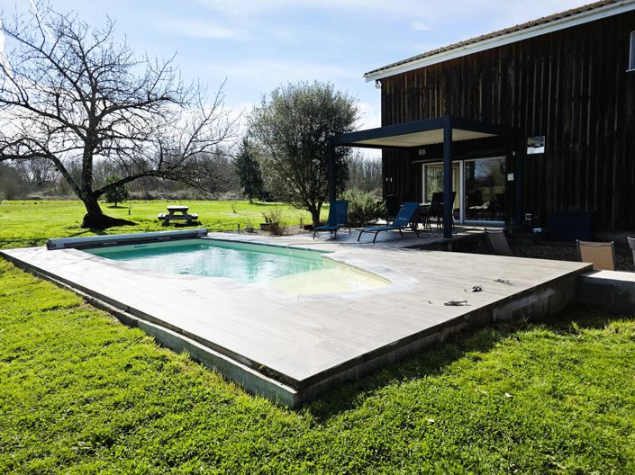 Image No.11-3 Bed House for sale