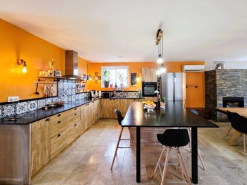 78608c692f12343f25afa6c4341ed4d4f907884f5d359