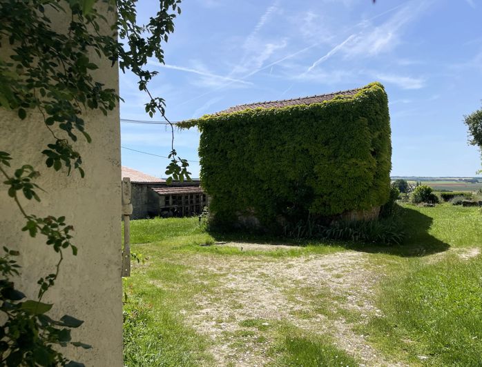 Image No.2-Ferme de 5 chambres à vendre à Fontaine-Chalendray