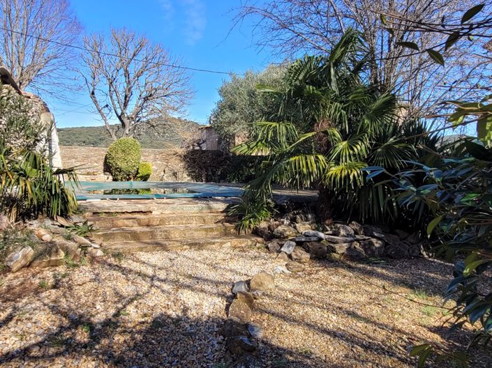 Image No.8-7 Bed House for sale