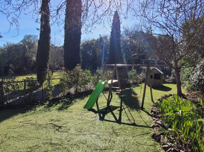 Image No.9-7 Bed House for sale