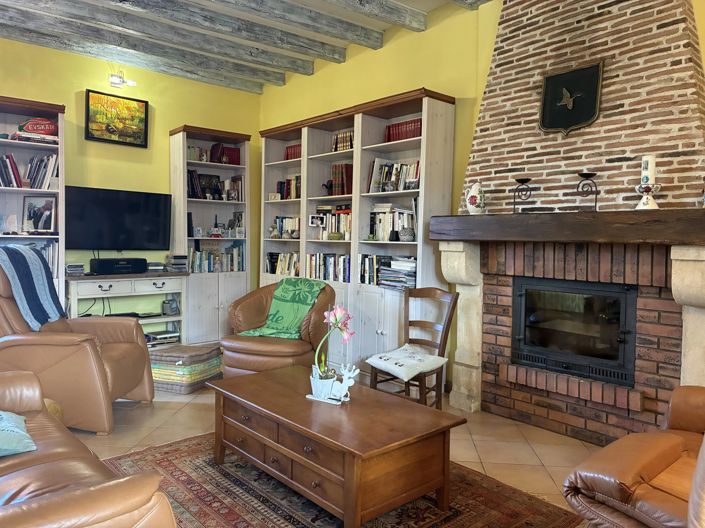 Image No.5-3 Bed Farmhouse for sale