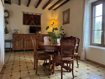 090b251e1d2dc155856537b1f04bafb807303b6b4d409