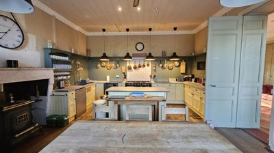 85cdb4ff73123018e1140418cc9222bc4e4c14d360400