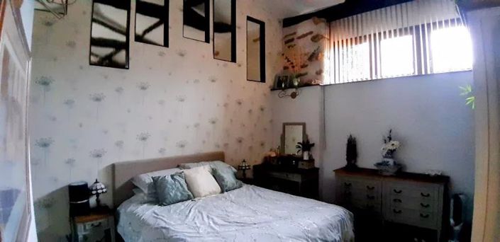 Image No.14-8 Bed House for sale