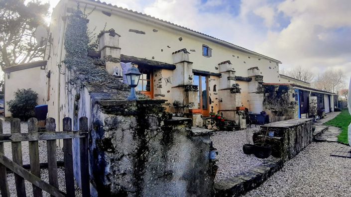 Image No.7-8 Bed House for sale