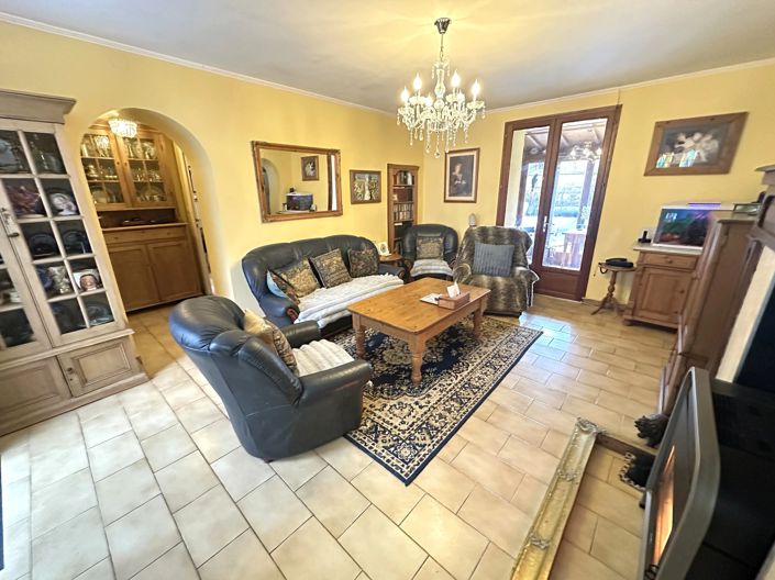 Image No.5-6 Bed Village House for sale